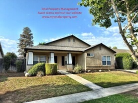 1303 Vine St in Exeter, CA - Building Photo