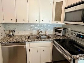 5700 NE 22nd Way, Unit 3293 in Fort Lauderdale, FL - Building Photo