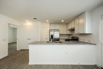 4515 Emma Way in San Antonio, TX - Foto de edificio - Building Photo