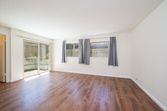 1416 San Luis Dr, Unit A in San Luis Obispo, CA - Foto de edificio - Building Photo
