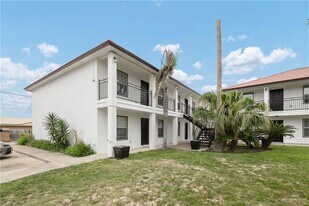 1105 W Stubbs St, Unit 6 in Edinburg, TX - Building Photo
