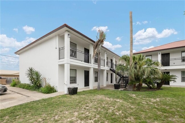 property at 1105 W Stubbs St