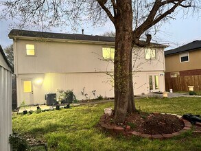 28723 Sedgefield St in Spring, TX - Foto de edificio - Building Photo
