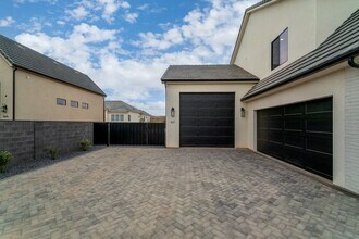 1621 Approach Ln in Saint George, UT - Building Photo - Building Photo