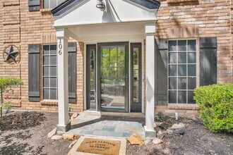 106 N Rushwing Cir in Spring, TX - Building Photo - Building Photo