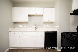 1112 Ray Rd in Jacksonville, AR - Building Photo - Building Photo