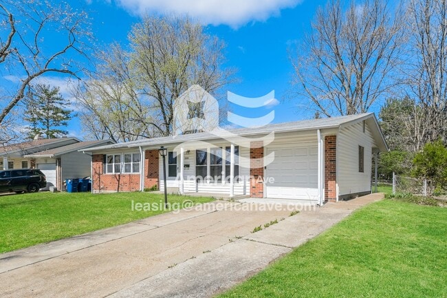 2275 Cottontail Dr in Florissant, MO - Foto de edificio - Building Photo