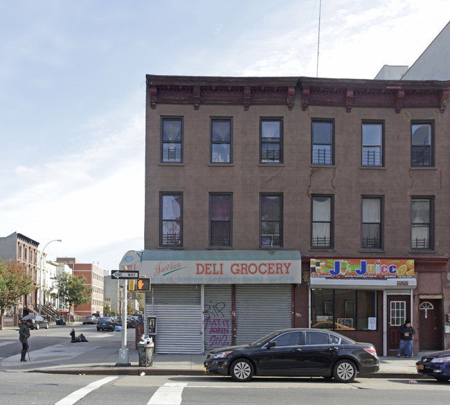 1091-1093 Bedford Ave in Brooklyn, NY - Building Photo - Building Photo