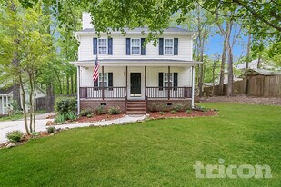 120 Hocutt Dr in Clayton, NC - Building Photo