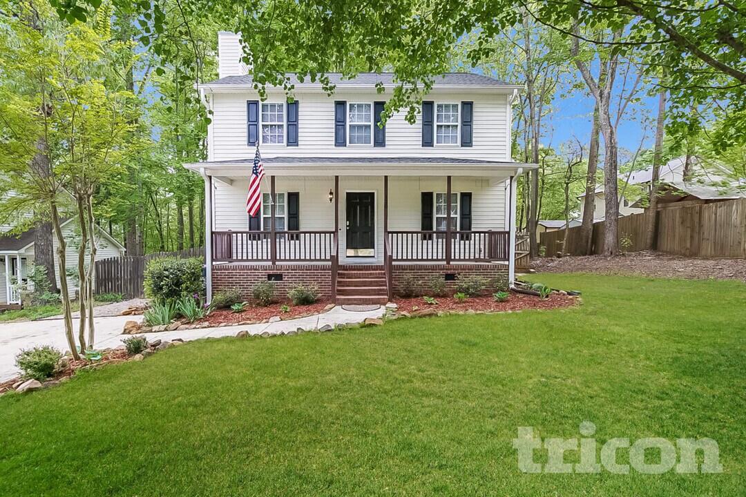 120 Hocutt Dr in Clayton, NC - Building Photo