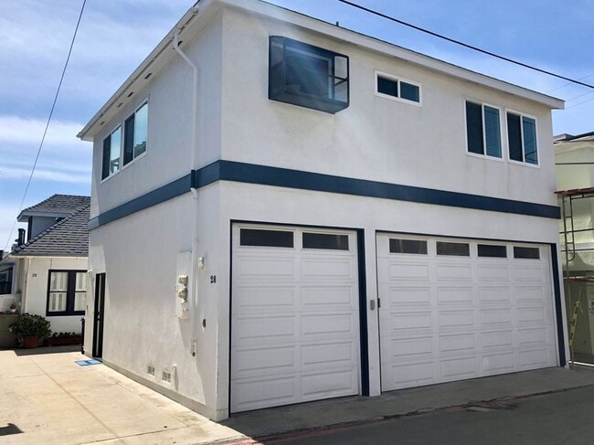 property at 28 20th Ct