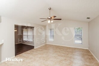 601 Londonderry Cir SE in Palm Bay, FL - Building Photo - Building Photo