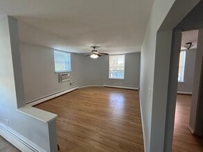 3656 N Central Ave, Unit Unit 2 in Chicago, IL - Building Photo - Building Photo