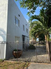 2500 NE 192 St in Miami, FL - Building Photo - Building Photo
