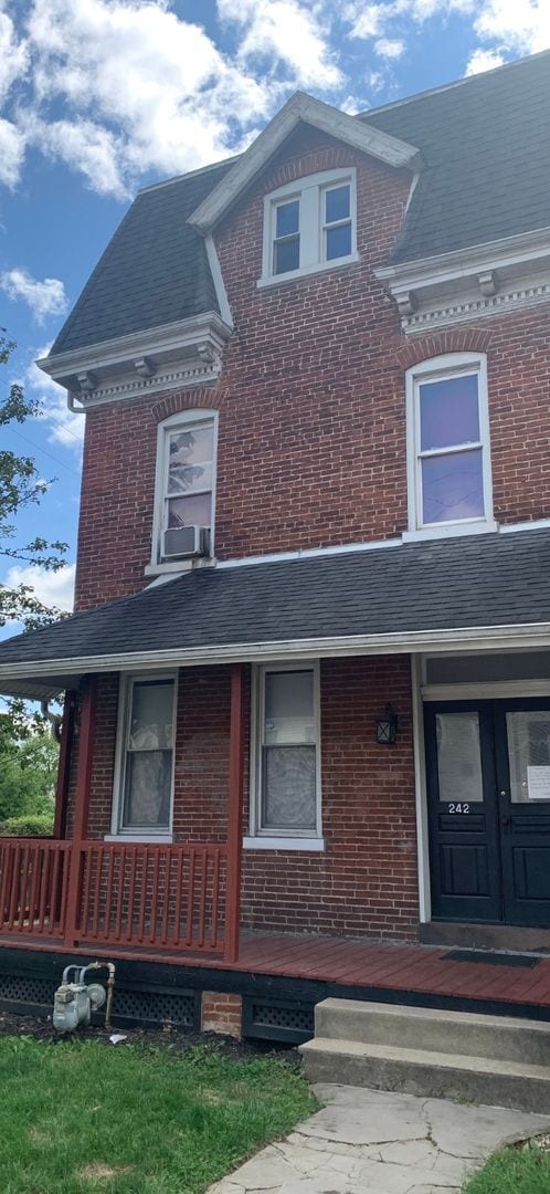 property at 242 Roosevelt Ave