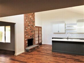 9019 E Winchcomb Dr in Scottsdale, AZ - Building Photo - Building Photo