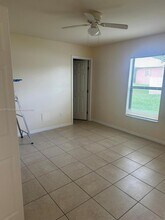 409 Nicholas Pkwy W in Cape Coral, FL - Building Photo - Building Photo