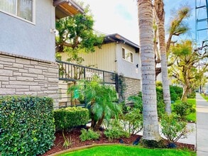 11730-11846 Culver Blvd in Los Angeles, CA - Building Photo - Building Photo