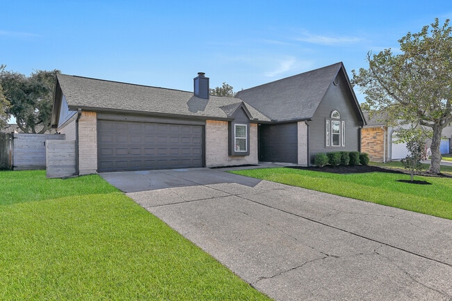 property at 2513 Northern Dr