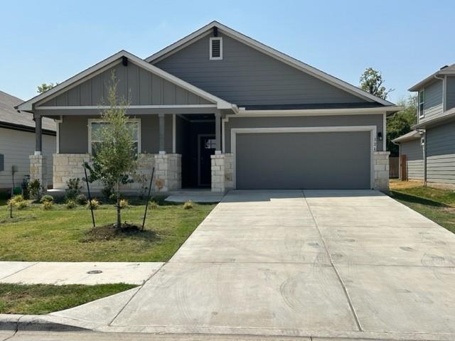 326 Big Sandy Creek Dr in Hutto, TX - Building Photo