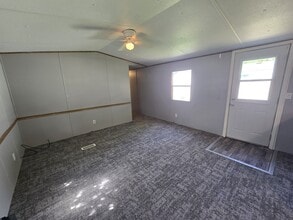 700 W Ridgeway Ave in Cedar Falls, IA - Building Photo - Building Photo