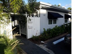 832 NE 16th Terrace in Fort Lauderdale, FL - Building Photo