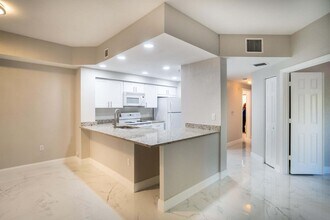 2727 Anzio Ct in Palm Beach Gardens, FL - Building Photo - Building Photo