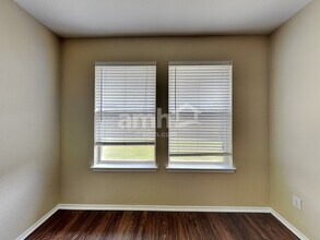 324 Rock Hill Dr in Crowley, TX - Building Photo - Building Photo