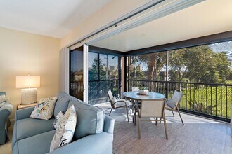 275 Palm Ave, Unit 201 in Jupiter, FL - Building Photo - Building Photo