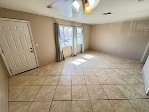 4284 N Vornsand Dr in Las Vegas, NV - Building Photo - Building Photo