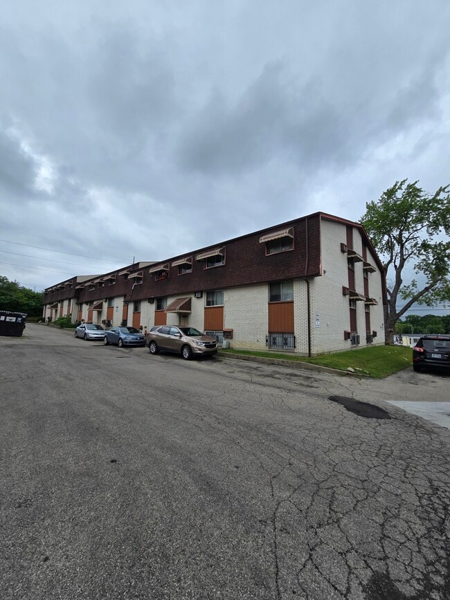 Burkhardt Valley Apartments