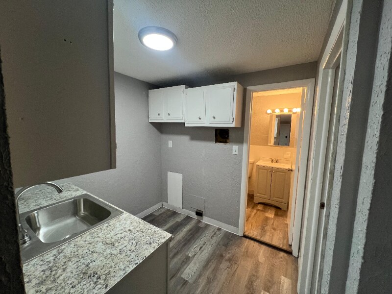 13430 Euclid Ave in East Cleveland, OH - Foto de edificio