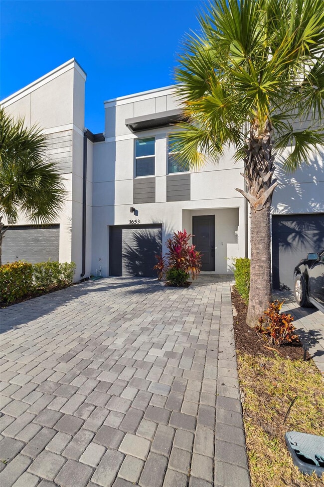 1653 Lindley St in West Palm Beach, FL - Building Photo - Building Photo