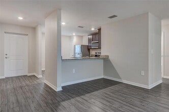 4127 Snowdrop St in North Port, FL - Building Photo - Building Photo