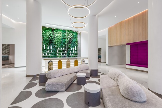 101 West End Avenue in Manhattan, NY - Foto de edificio - Interior Photo