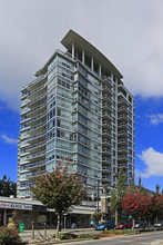 Miramar Village B in White Rock, BC - Building Photo - Building Photo