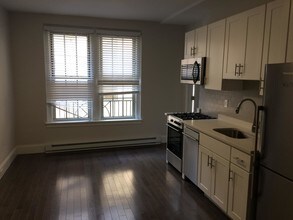 24 Clearway St, Unit 7 in Boston, MA - Building Photo - Building Photo