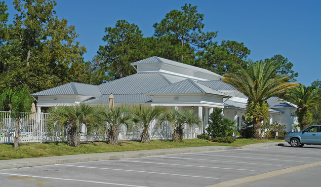 7091 W Eatonshire Path in Homosassa, FL - Foto de edificio - Building Photo