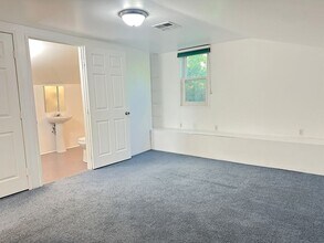 1111 Scofield Dr in Glendale, CA - Building Photo - Building Photo