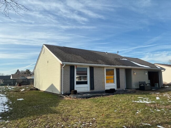 property at 1935 Chickasaw Dr