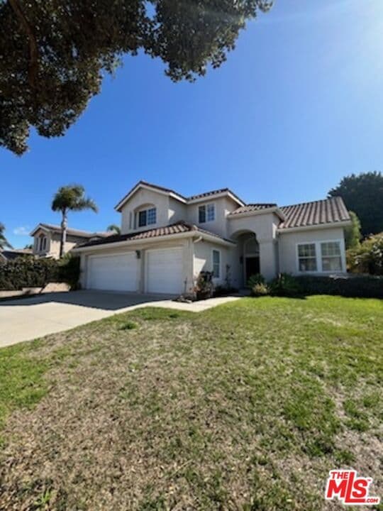 property at 2320 Diamond Head Way