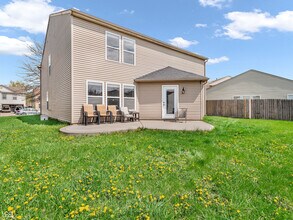 8813 Browns Valley Ln in Indianapolis, IN - Building Photo - Building Photo