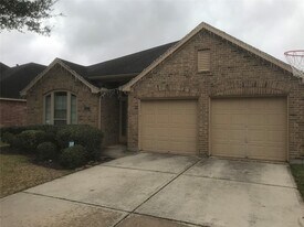 4418 Long Creek Dr in Fresno, TX - Building Photo