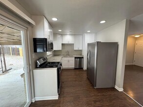 8118 Lafayette St in Denver, CO - Building Photo - Building Photo