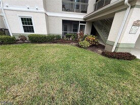 23640 Walden Center Dr in Bonita Springs, FL - Building Photo