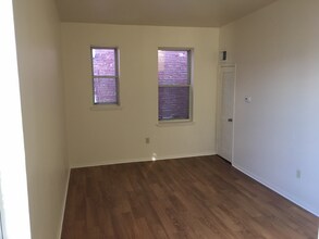 15 E Read St in Baltimore, MD - Building Photo - Building Photo