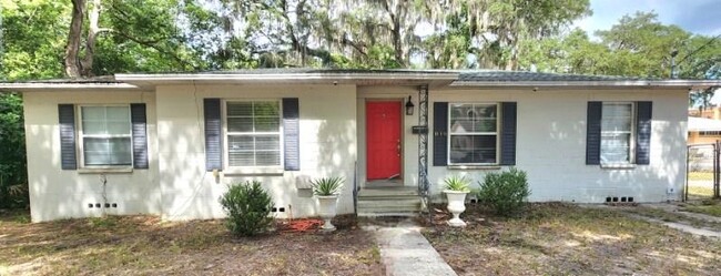 816 SW 9th St, Unit 5Bedroom4Bathroom in Gainesville, FL - Building Photo - Building Photo