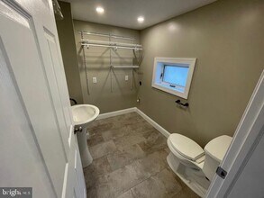 213 Maple St in Conshohocken, PA - Building Photo - Building Photo