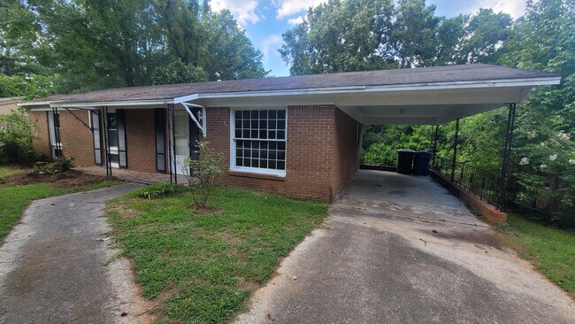 223 Lakeside Ave in Columbia, SC - Building Photo - Building Photo