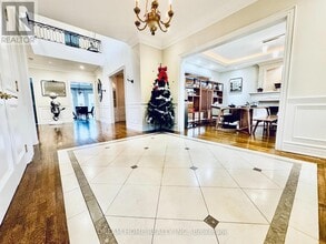 113 Yorkminster Rd in Toronto, ON - Building Photo - Building Photo